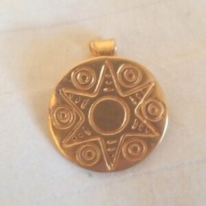 Vintage O.C. Gold Sun Swirl Etched Pendant Brooch